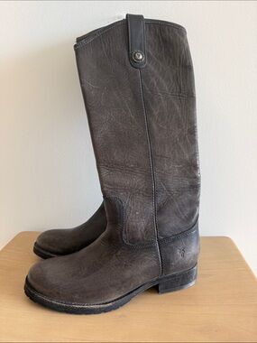 NWOT FRYE Melissa Button Lug Tall Boot in Smoke 5.5| Western Chic fall wardrobe